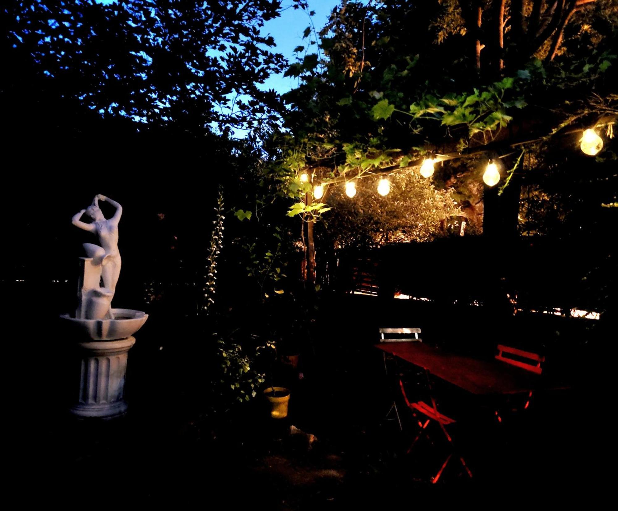 Отель Au Puits De La Fontaine Tavernes Экстерьер фото